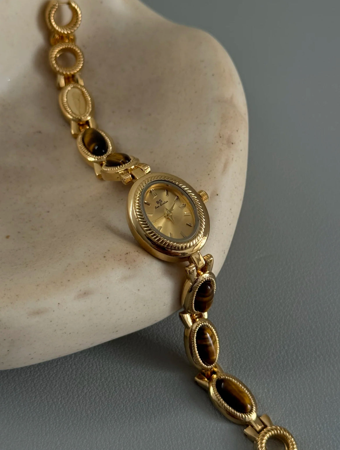 Vintage Style Brown Jade Stone Bracelet Watch