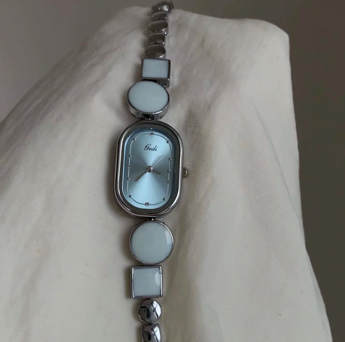 Colorful Oval Design Bracelet Watch