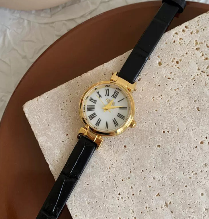 Minimalist Round Roman Numeral Dial Brown Leather Watch