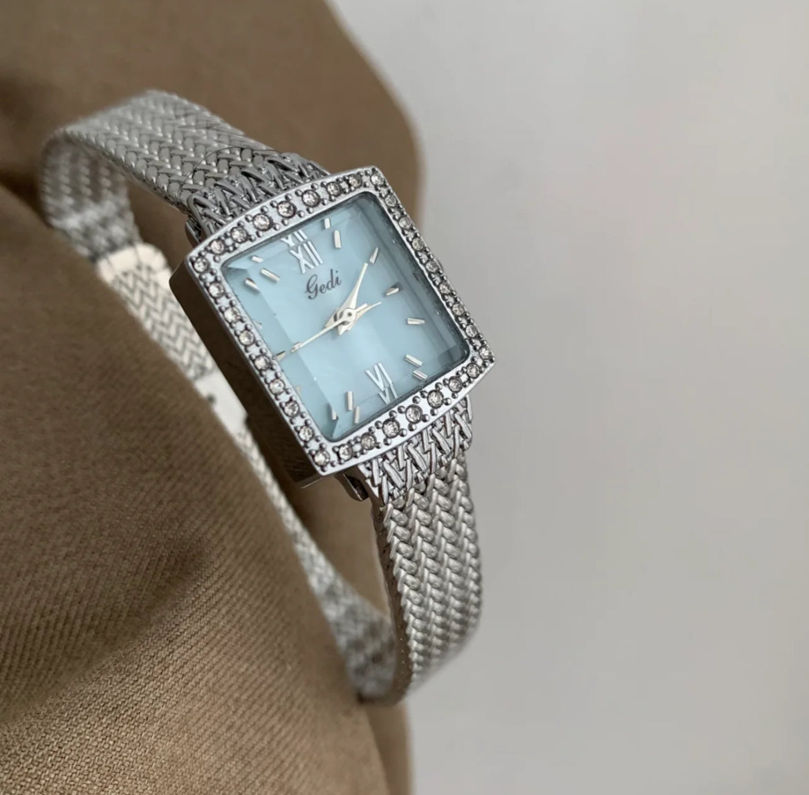 Vintage Blue Dial Series Silver Women's Watch