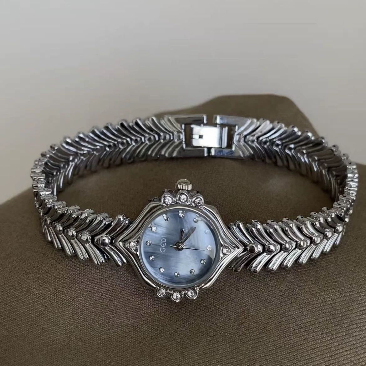 Fishtail Vintage Silver Blue Mother-of-Pearl Bracelet Watch
