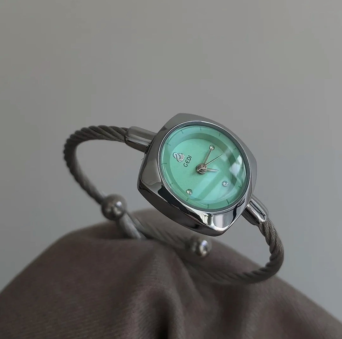 Square Round Women Bracelet Watch