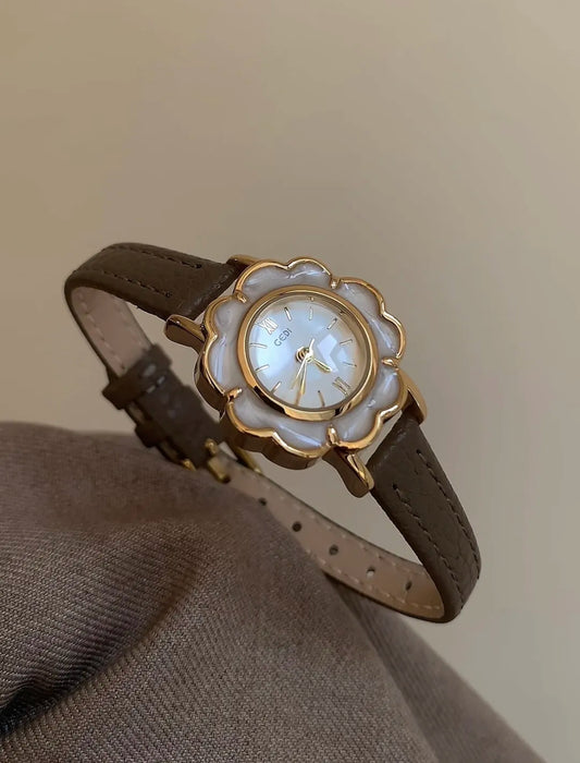 Vintage Flower Shape Cute Women's Watch