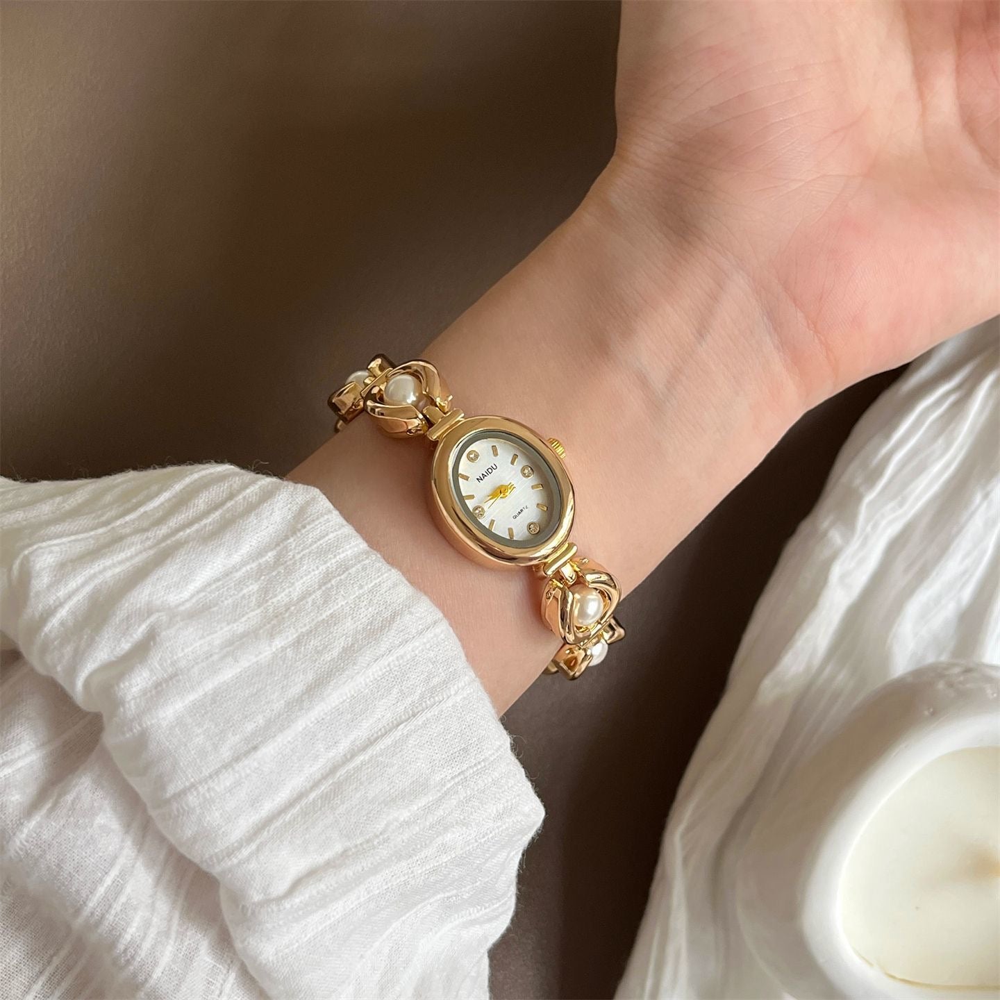 Vintage Pearl Oval Women's Watch