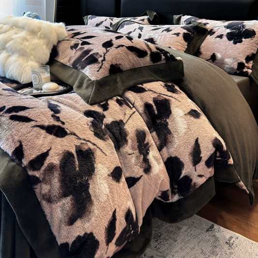 Winter Thick Warm Milk Velvet Four Piece Set Bedding with Double-sided Coral Fleece Soft Flannel Duvet Cover and Bedsheets and Pillowcase (Fitted sheet）