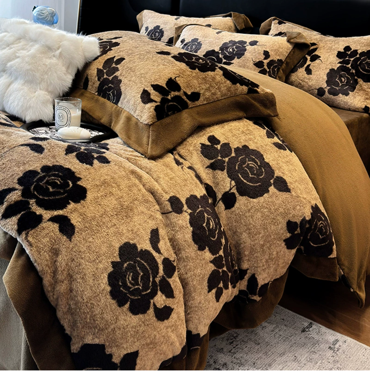 Winter Thick Warm Milk Velvet Four Piece Set Bedding with Double-sided Coral Fleece Soft Flannel Duvet Cover and Bedsheets and Pillowcase (Fitted sheet）