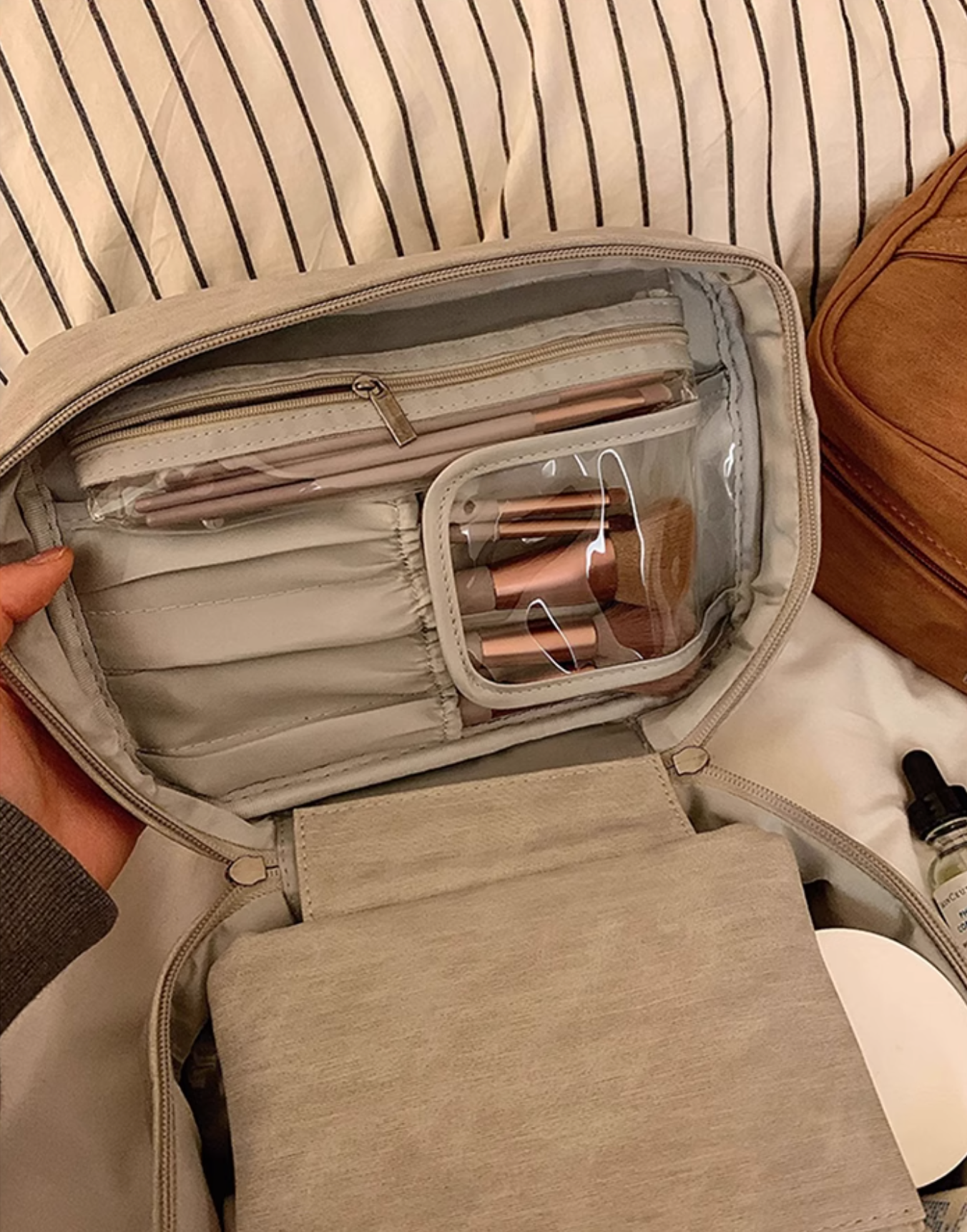Toiletry Makeup Bag Travel Cosmetic Bag Portable Women Makeup Case Waterproof Multifunctional Washing Pouch Women's Cosmetic Bag Large capacity