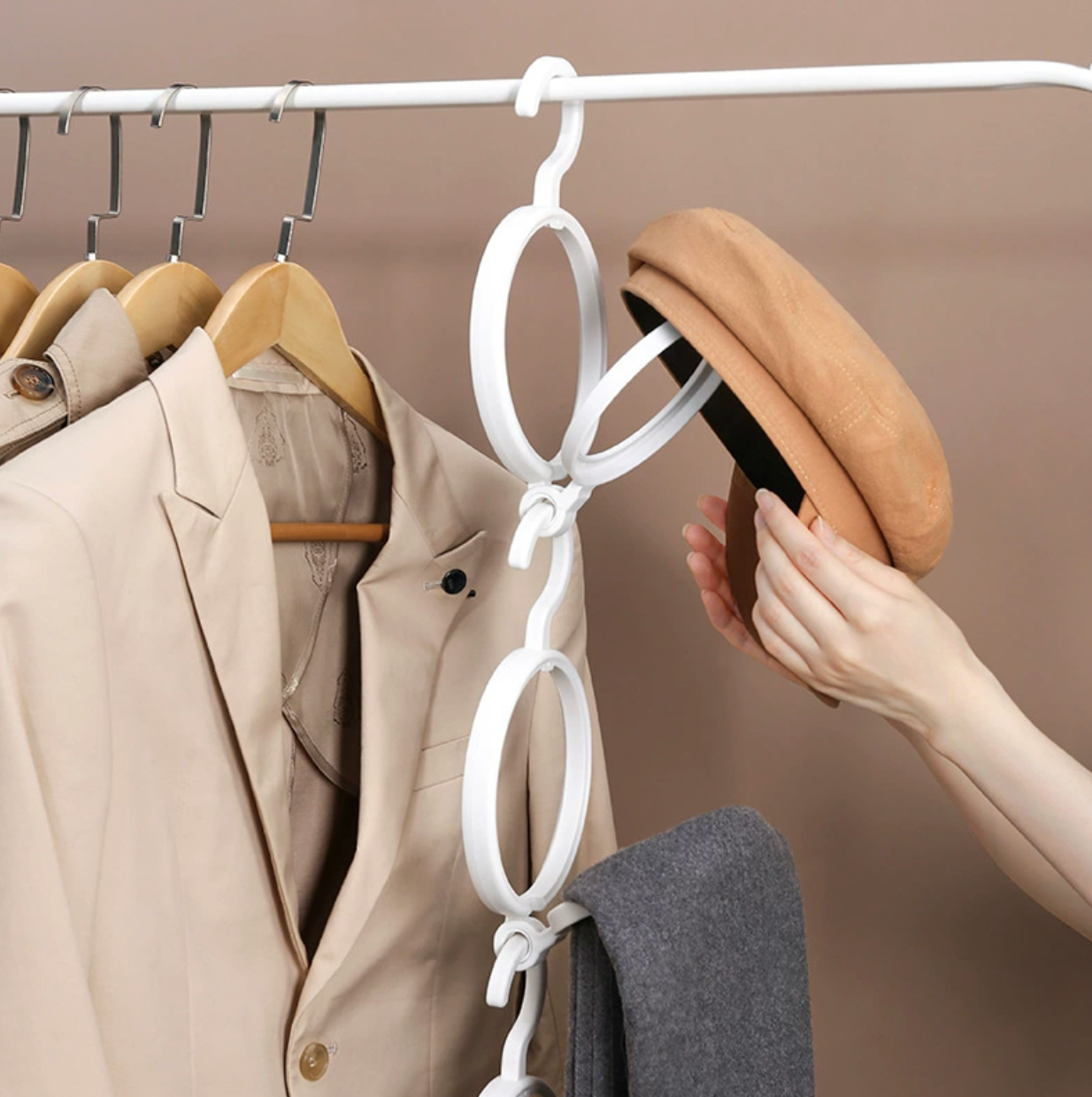 Round Clothes Hook