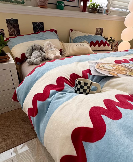 Stripe Winter Plush Bed Sheets Set (Fitted sheet）