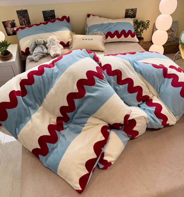 Stripe Winter Plush Bed Sheets Set (Fitted sheet）