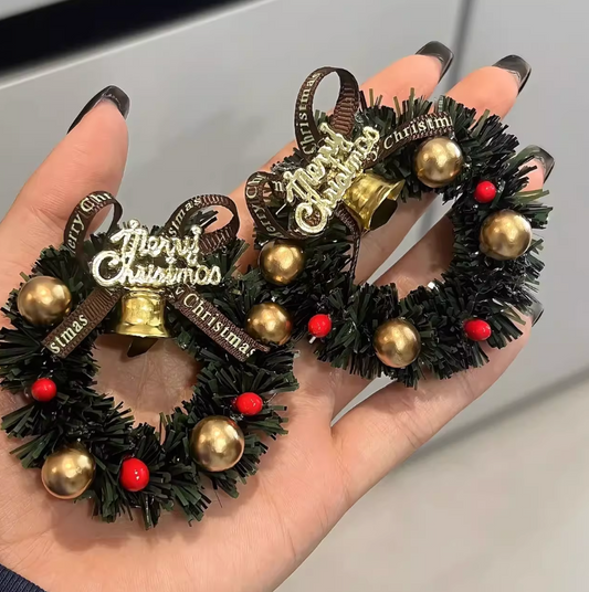 2Pcs Christmas Wreath Refrigerator Magnet
