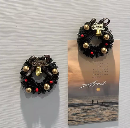 2Pcs Christmas Wreath Refrigerator Magnet