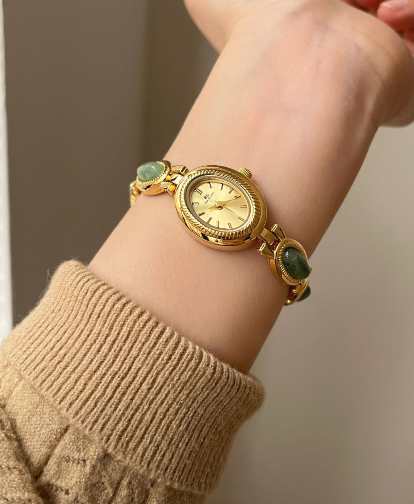Vintage Style Green Jade Stone Bracelet Watch