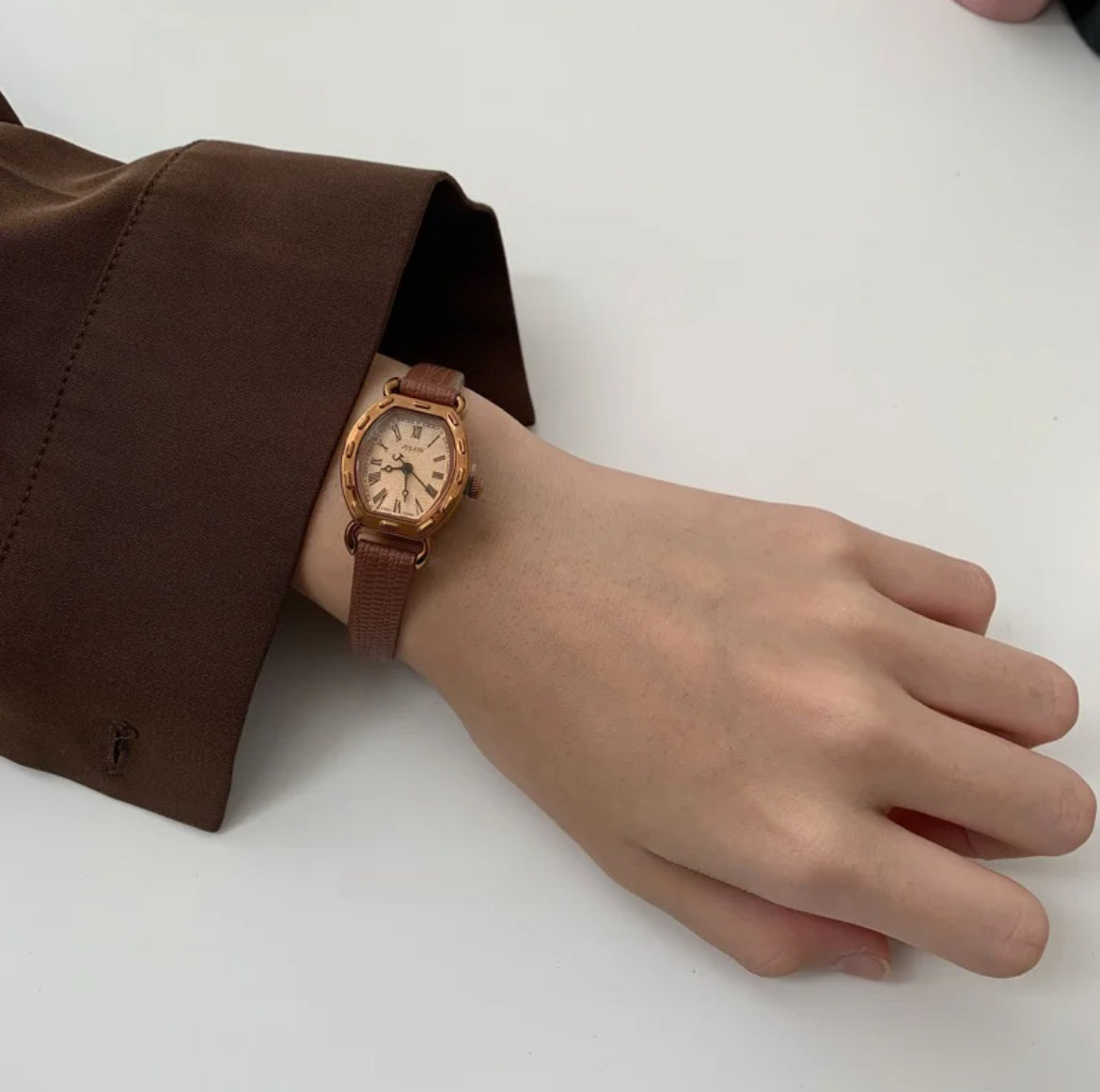Vintage Dark Gold Leather Ladies Watch